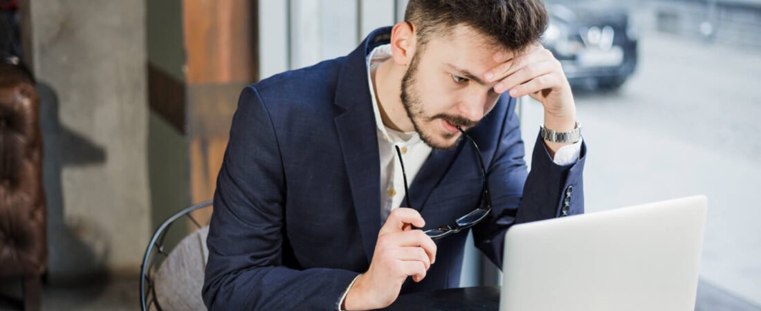 למה עסקים עובדים קשה ועדיין מרגישים תקועים?