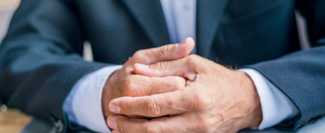 כוחה של הידברות: תפקידו של מגשר מקצועי ביישוב מחלוקות